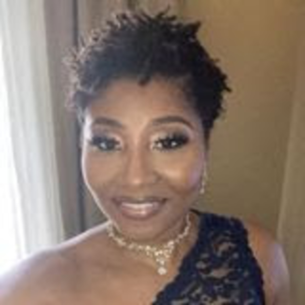 Meet your Posher, Lakeisha